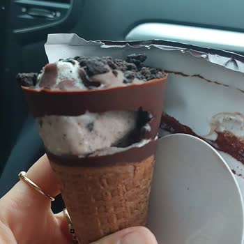 Cornetto Disc Dondurmasının Şekli Ve Çikolatası Beklentimi Karşılamadı