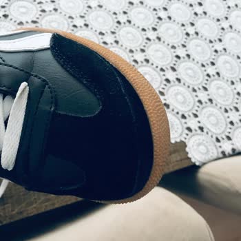 In Street Mağazasından Aldığım Ayakkabıda Terleme Ve Değişim Sorunu Yaşadım