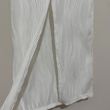 Sipariş Verdiğim Elbise Farklı Geldi, İade Süreci Başlatılmıyor