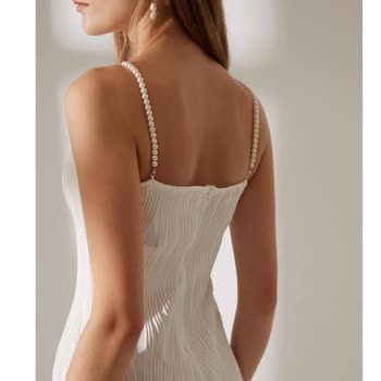 Sipariş Verdiğim Elbise Farklı Geldi, İade Süreci Başlatılmıyor