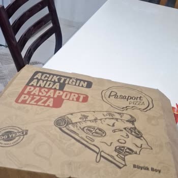 Bayat Ve Dağılmış Pizza, İlgisiz Müşteri Hizmetleri