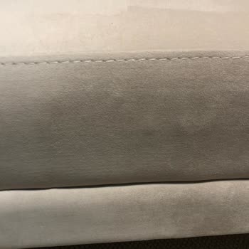 Farklı Renk Kolçak Ve Kalitesiz Sünger İçin Çözüm Bekliyorum