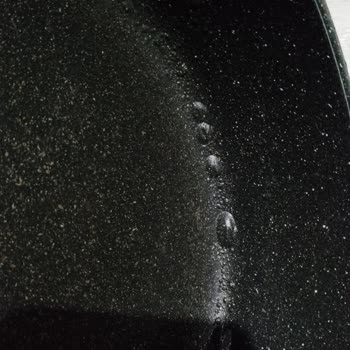 Taşev Pilav Tenceresinde İç Yüzeyde Kabarma Ve Güven Kaybı Yaşadım