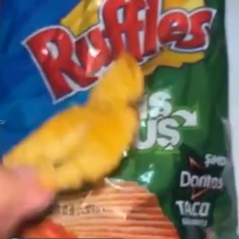 Ruffles Cipsten Kızarmış Böcek Çıktı!