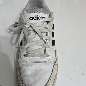 6 Ayda Yıpranan Adidas Ayakkabıya Değişim Talebim Reddedildi