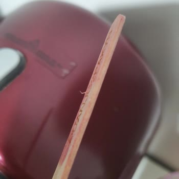 Dondurma Çubuğundaki Kıymıklar Sağlığımızı Tehlikeye Attı