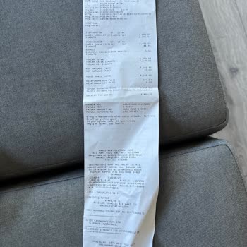 Sipariş Edilen Siyah Çanta Yerine Yanlış Renk Teslim Edilmesi Ve İlgisizlik