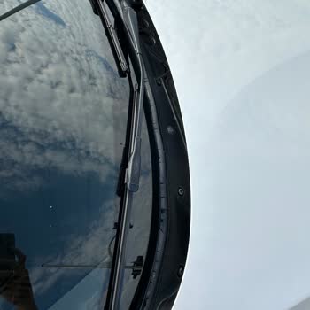 Kronik Stop Lambası Ve Cam Fitili Sorunları İçin Çözüm Bekliyorum