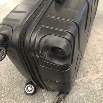 Pegasus Valizimi Kırık Teslim Etti Personel İlgisiz Kaldı