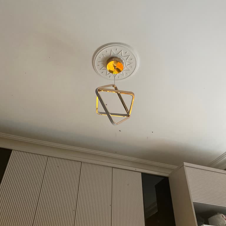 Keçiören Yeşiltepe'de Sinek Ve Böcek Sorunu Giderilmiyor