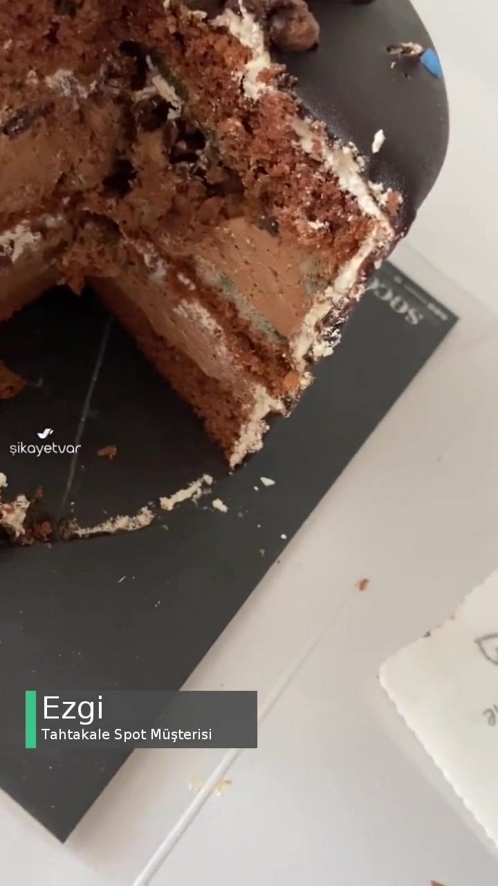 Tahtakale Spot Küflü Pasta videonun kapak resmi