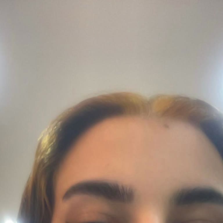 Emirkan Hair Studio Umursamaz Ve Azarlayıcı Tavır