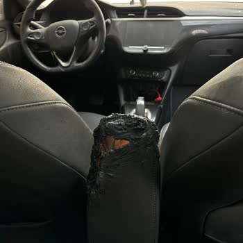 Stellantis Türkiye Opel Corsa Aracım Durduk Yere Yandı, 2 Aydır Mağdurum Ve İkame Araç Verilmiyor