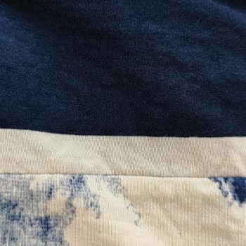 Elde Yıkamama Rağmen Elbisenin Renkleri Birbirine Karıştı, Param Boşa Gitti