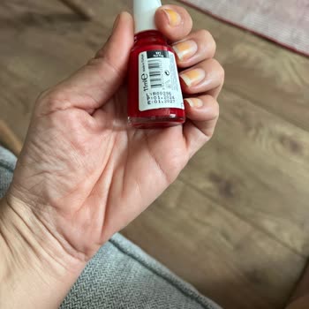 Flormar Oje Tırnakta Leke Bıraktı Açıklama Ve Çözüm Bekliyorum