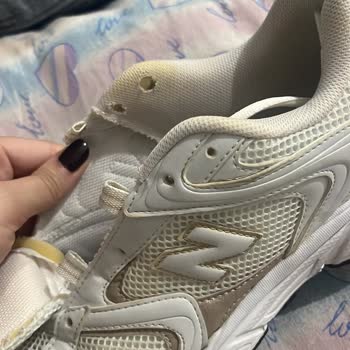 Ayakkabıda Sarı Renk Kusması Ve Olumsuz İnceleme Sonucu