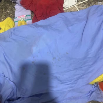 ABC Sıvı Deterjan Kıyafetlerimde Geri Dönüşü Olmayan Lekeler Bıraktı!