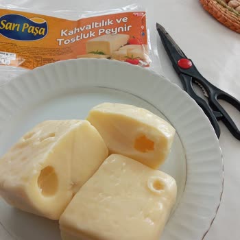 Bozuk Peynir Satışı Ve Değişim Yapılmaması