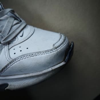 FLO Mağazasında Ayakkabı Kusuru Normal Karşılandı, Müşteri Mağdur Oldu