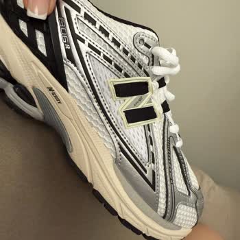 Aldığım Ürün Paylaşılanla Uyuşmuyor Ve İade Sürecinde Sorun Yaşıyorum