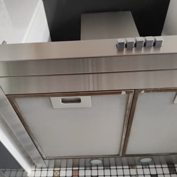 Bosch Davlumbaz Filtrelerinde Renk Solması Ve Kalite Düşüşü