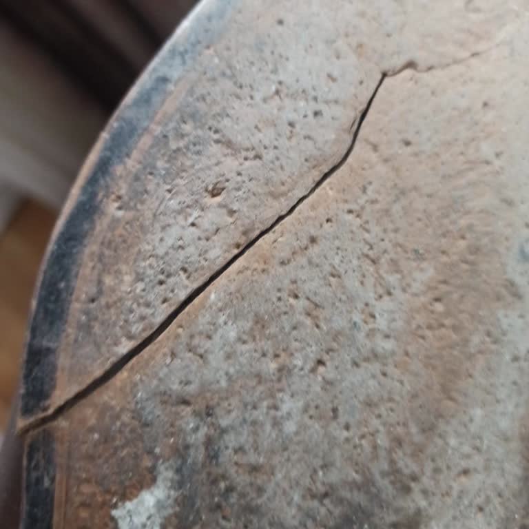 Tergan Ayakkabı Tabanı Kısa Sürede Yırtıldı, Firma İlgisiz Ve Çözüm Sunmuyor