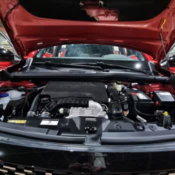 Peugeot 2008 Kaput İzolatörü Tasarım Hatası Ve Malzeme Kalitesizliği Mağduriyeti