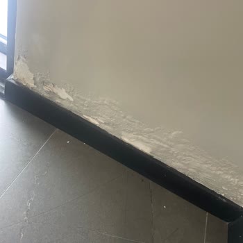 Uzun Süredir Giderilmeyen Rutubet Sorunu Ve İlgisizlik