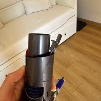Dyson V12: Yüksek Fiyat, Kısa Ömür ve Sağlık Riski Hayal Kırıklığı