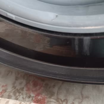 Samsung Çamaşır Makinesi Lastik Yırtılması Ve Servis Mağduriyeti