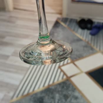 Kırık Bardaklar Ve Müşteri Hizmetlerine Ulaşamama Sorunu