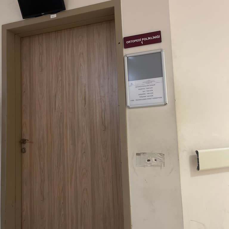 Tanıdık Hastalara Öncelik: Randevu Sistemi Hiçe Sayılıyor!