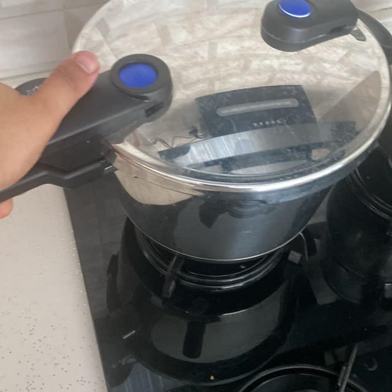 Düdüklü Tencerede Buhar Kaçırma Ve Mekanizma Sorunu