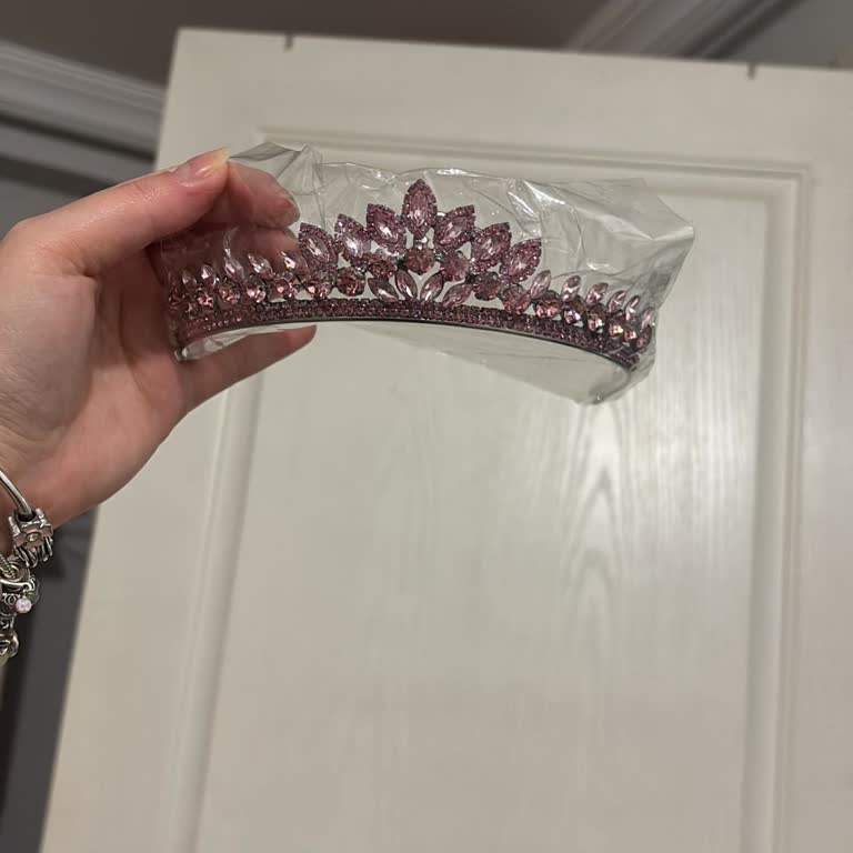 Nişan Tacı Siparişimde Üst Üste Yanlış Ve Kusurlu Ürün Gönderildi, Çözüm Alamadım