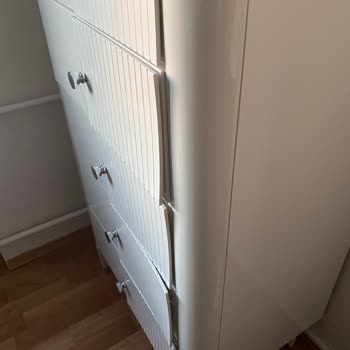 Aldığım Yatak Odası Takımı Kusurlu Ve Eksik Parçalarla Teslim Edildi