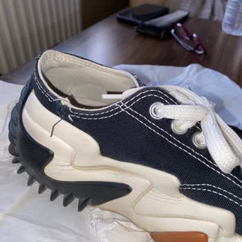 Ayakkabının Kumaşı Kısa Sürede Yırtıldı Değişim Talebim Reddedildi