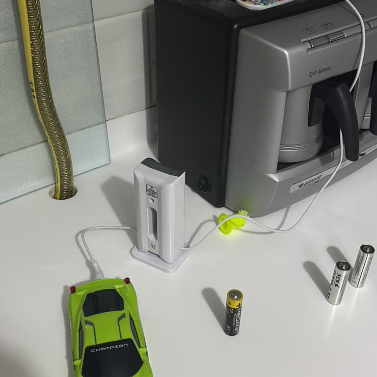 Aldığım Oyuncak Araba Bozuk Çıktı, Mağazadan Destek Alamıyorum