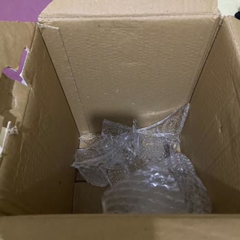 Gardrops Kargo İle Gönderdiğim Cam Ürünlerim Kırık Ulaştı Muhatap Bulamıyorum