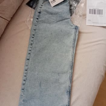 İki Kez Lekeli Pantolon Gönderilmesi Ve Mağduriyetin Giderilmemesi