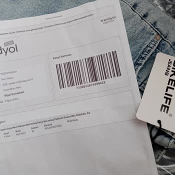 İki Kez Lekeli Pantolon Gönderilmesi Ve Mağduriyetin Giderilmemesi