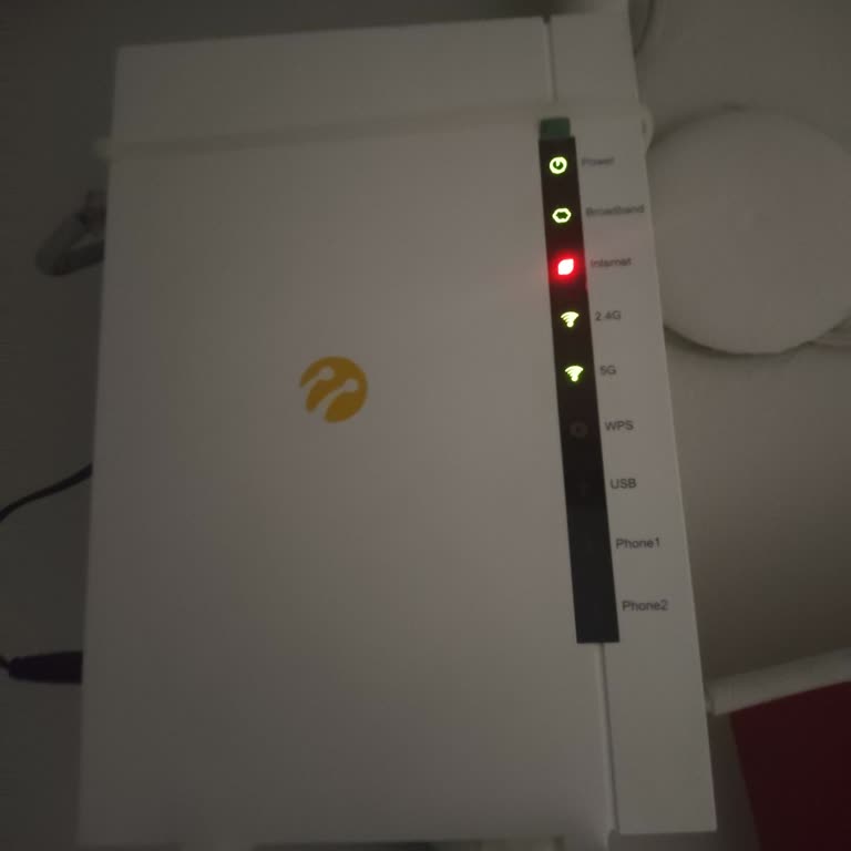 Superonline Sürekli Kesinti Ve Yetersiz Destek Nedeniyle Pişmanlık