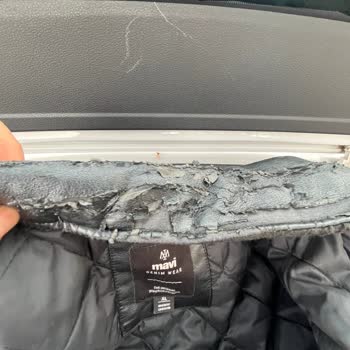 Mavi Deri Montumun Kısa Sürede Kullanılamaz Hale Gelmesi Ve Mağazadan Destek Alamamam