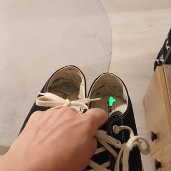 Converse Ayakkabıda Kısa Sürede Yırtılma Ve Taban Ayrılması Sorunu