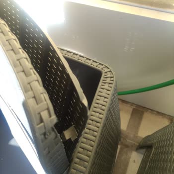 Bahçe Masa Sandalye Takımında Kırık Ve Yetersiz Müşteri Hizmeti