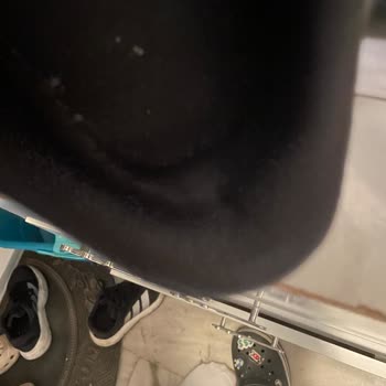 Dört Ayda Tabanı Patlayan Nike Air Ayakkabı Mağduriyeti