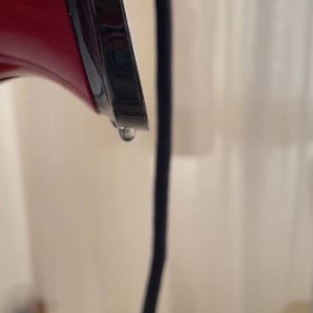 Arzum Yeni Alınan Ütüden Su Akıyor , Hayal Kırıklığı Yaşadım