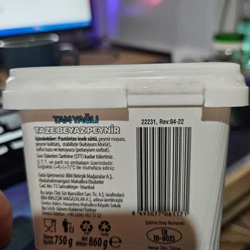 Aldığım Bozuk Peynir İçin Fişle Gitmeme Rağmen Mağaza İade Yapmadı Ve Suçladı