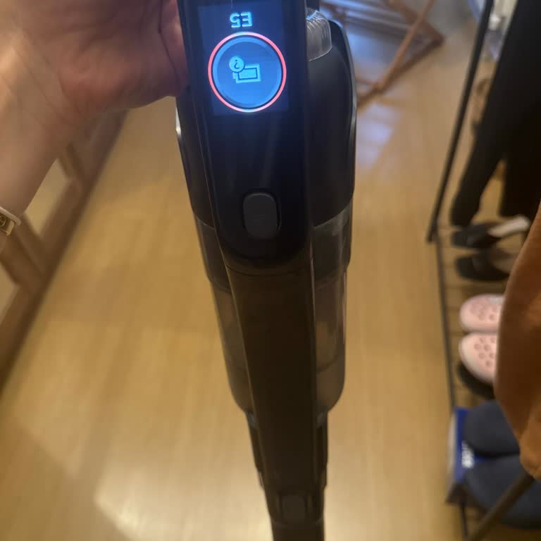 Philips 9000 Serisi Süpürgede Sürekli E5 Hatası Ve Batarya Sorunu