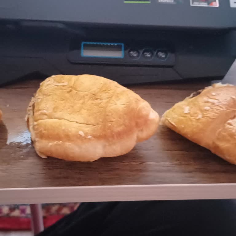 UNO Kruvasan Paketleme Hatası: Ezilmiş Ve Kurumuş Ürünler