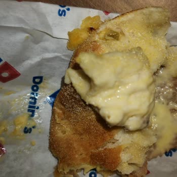 Domino's Pizza Bayrampaşa Şubesinde Sürekli Hamur Gelen Pizzalar Ve Düşük Müşteri Memnuniyeti